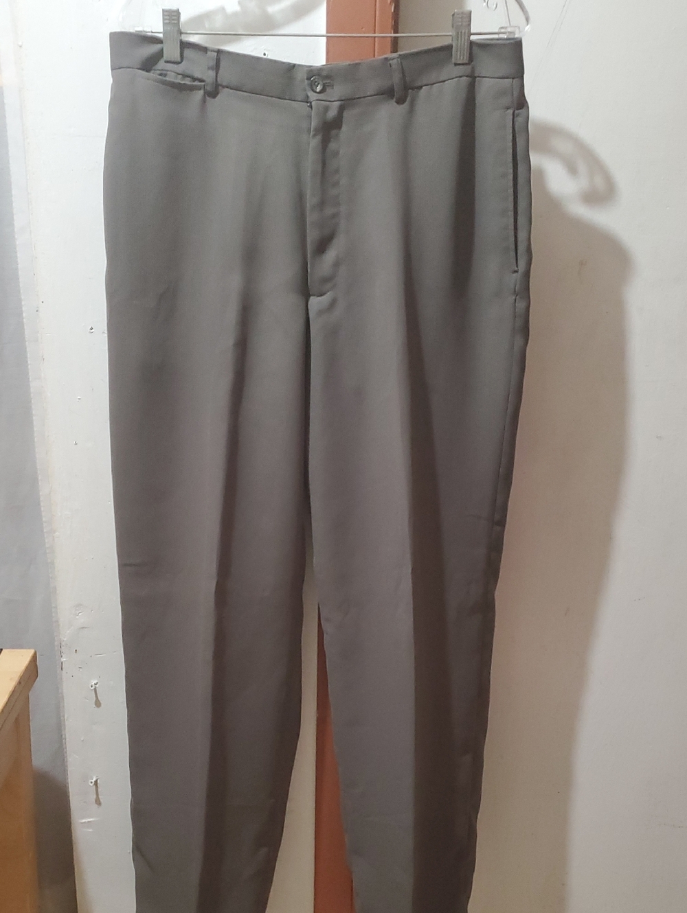 Claiborne Men's Gray Dress Slacks pants Size 34/32